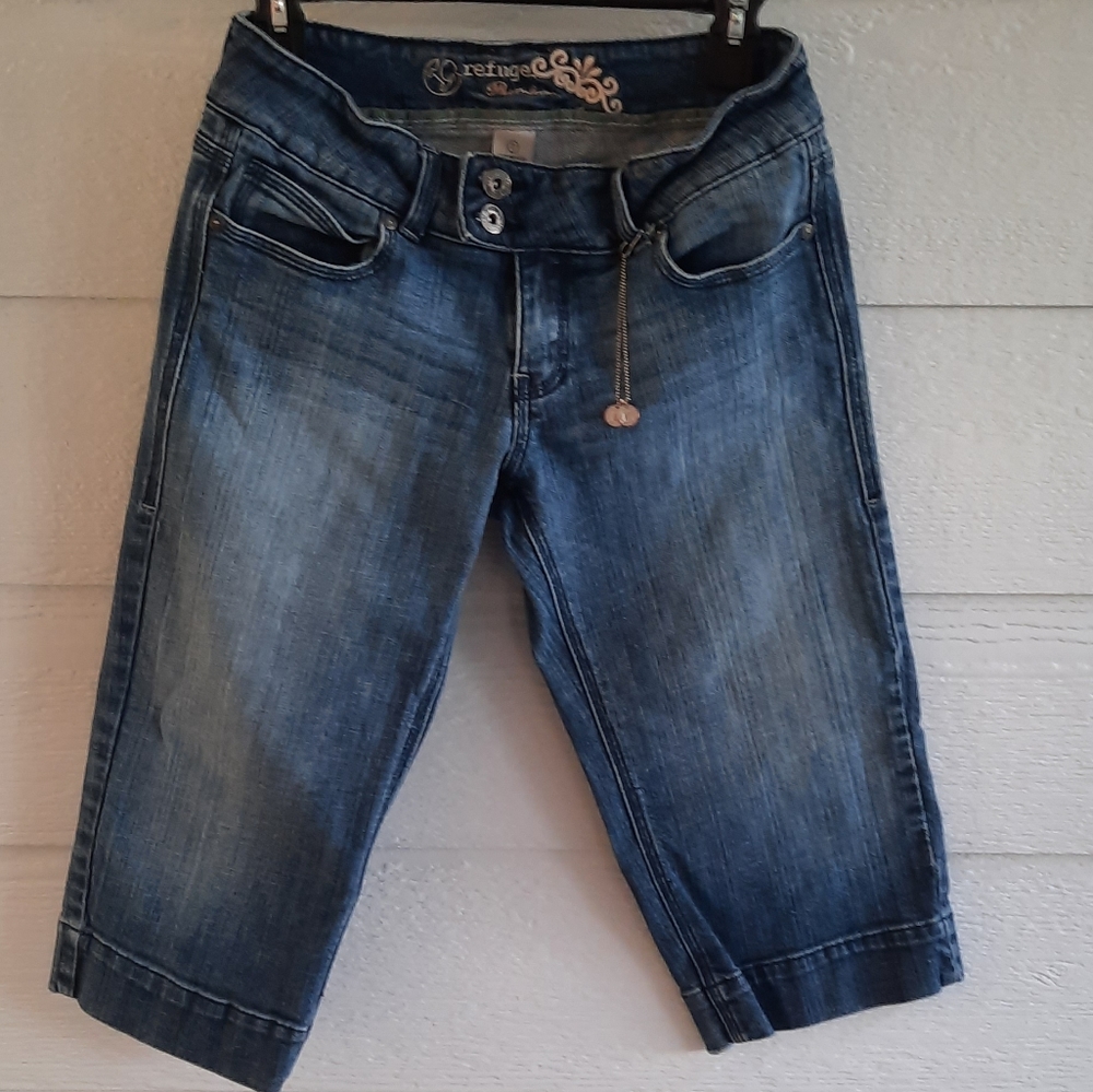 Refuge Premium capri jeans